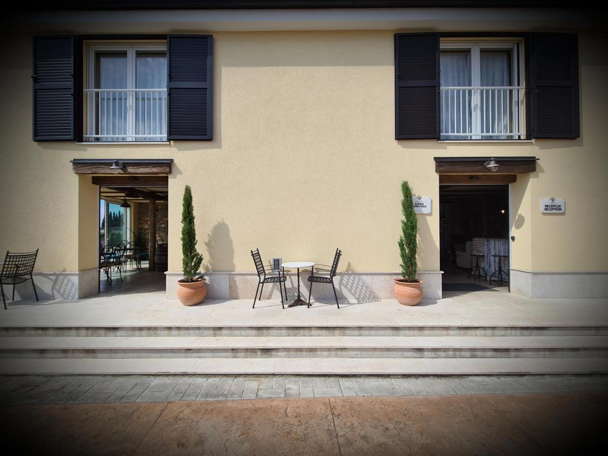 Korte Hotel Stara Sola - Oleander Resort מראה חיצוני תמונה