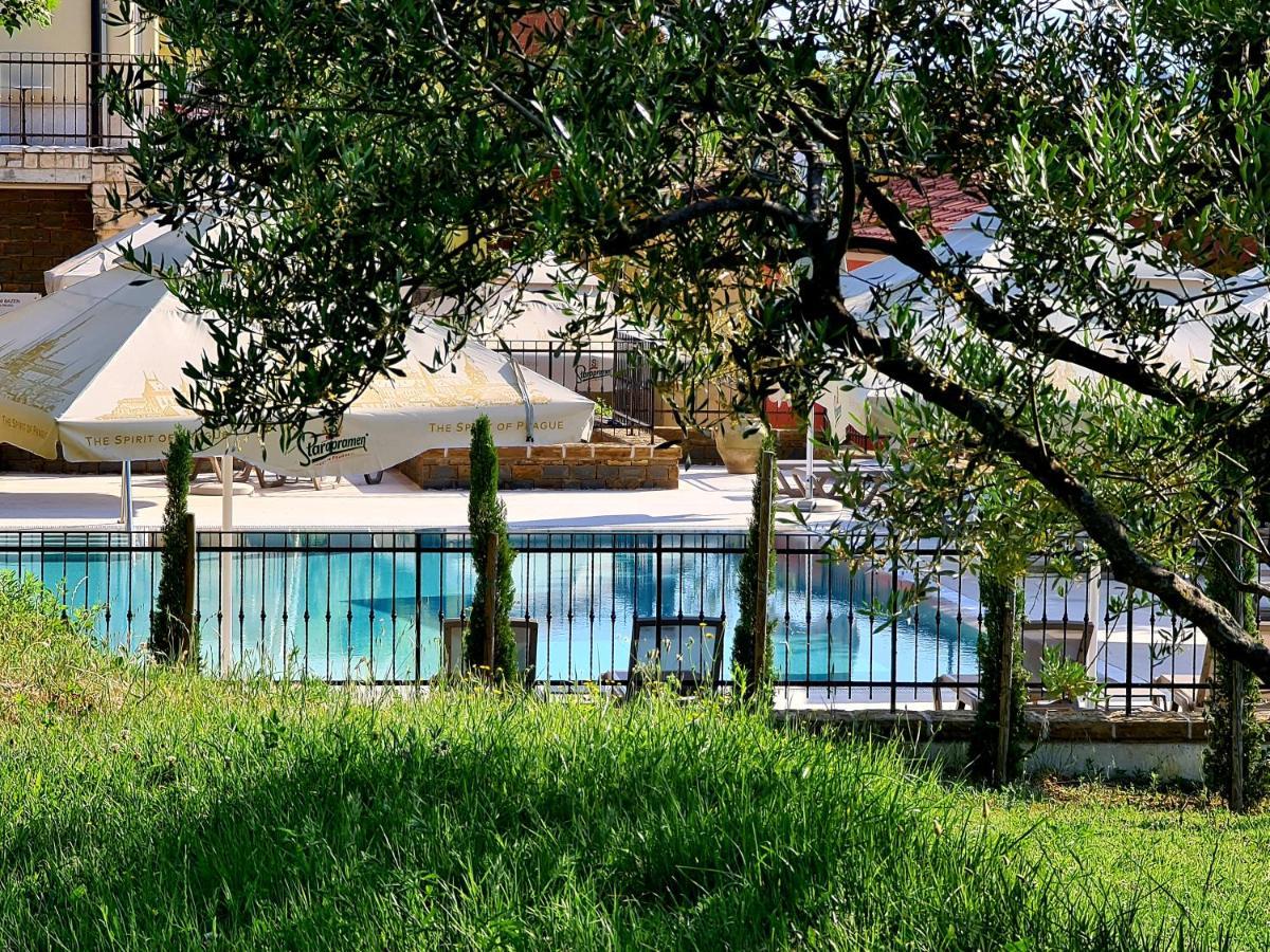Korte Hotel Stara Sola - Oleander Resort מראה חיצוני תמונה