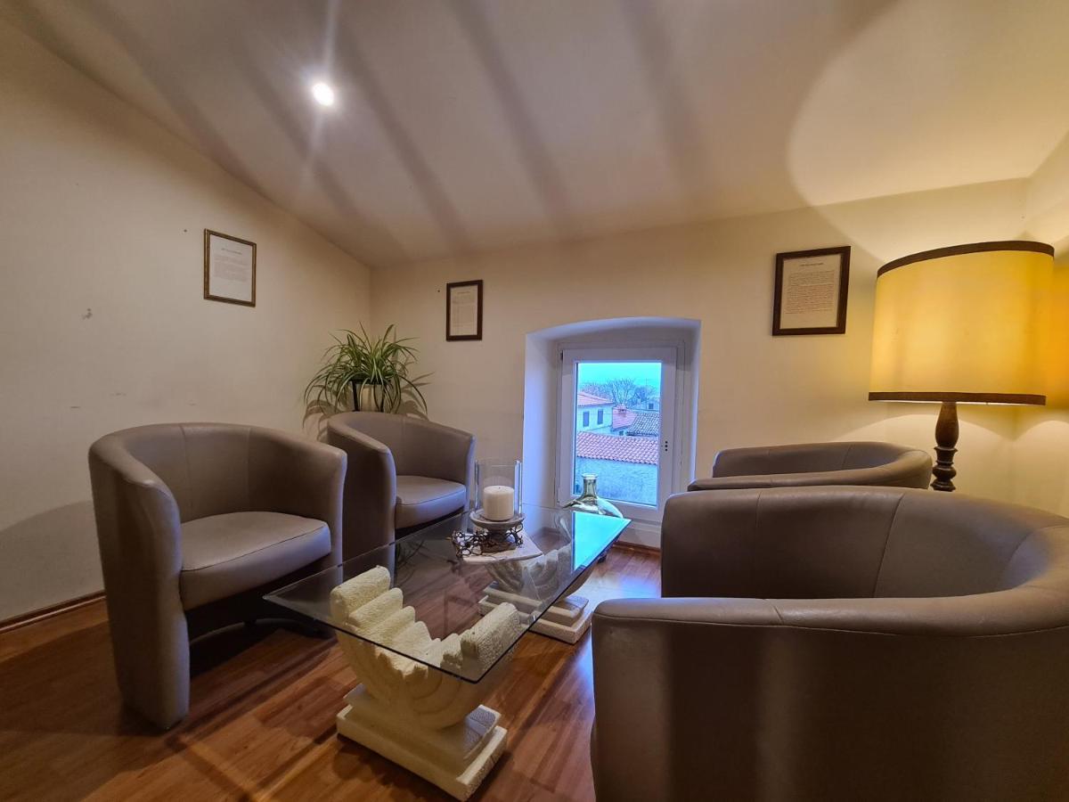 Korte Hotel Stara Sola - Oleander Resort מראה חיצוני תמונה