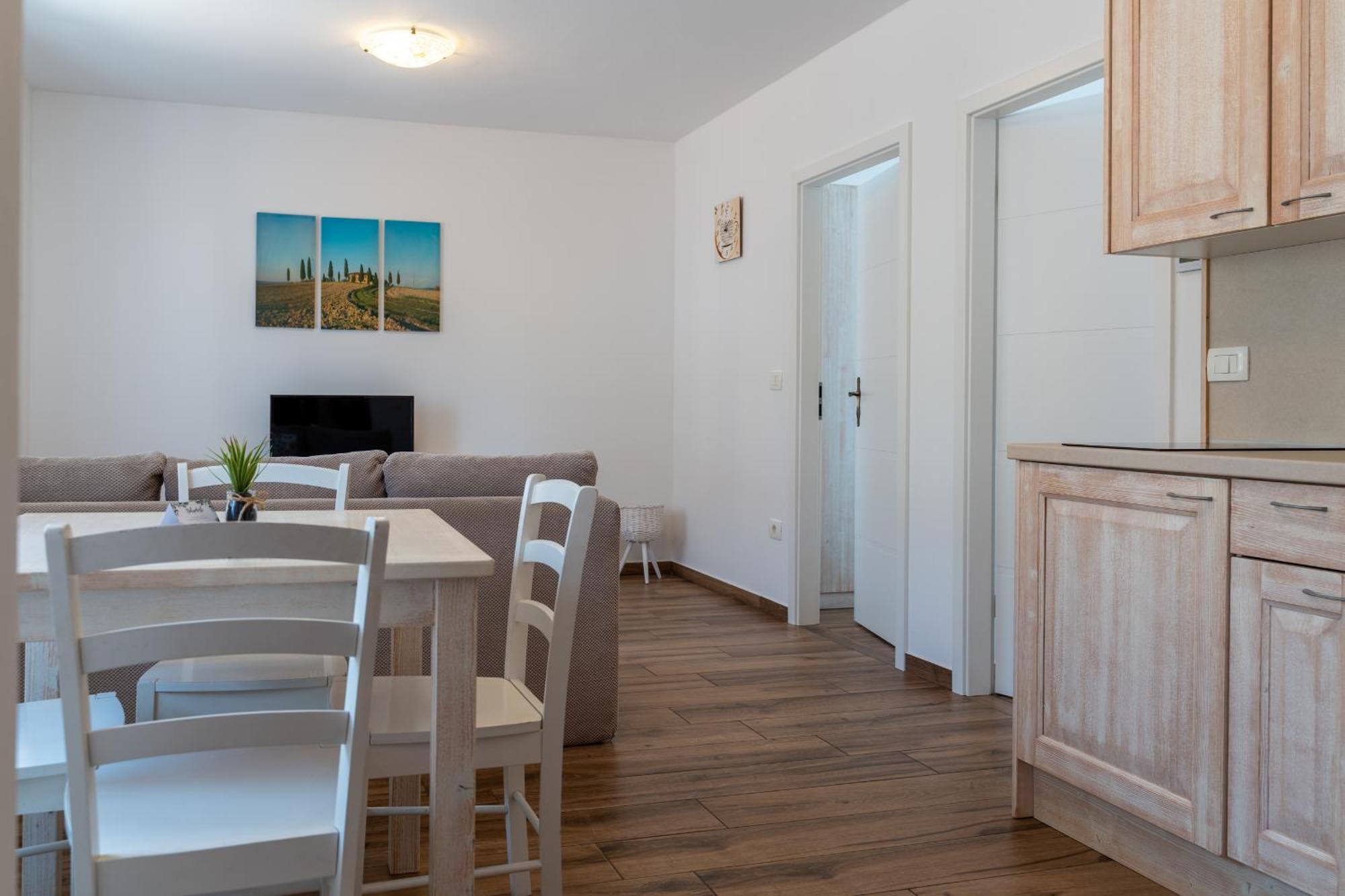 Korte Hotel Stara Sola - Oleander Resort מראה חיצוני תמונה