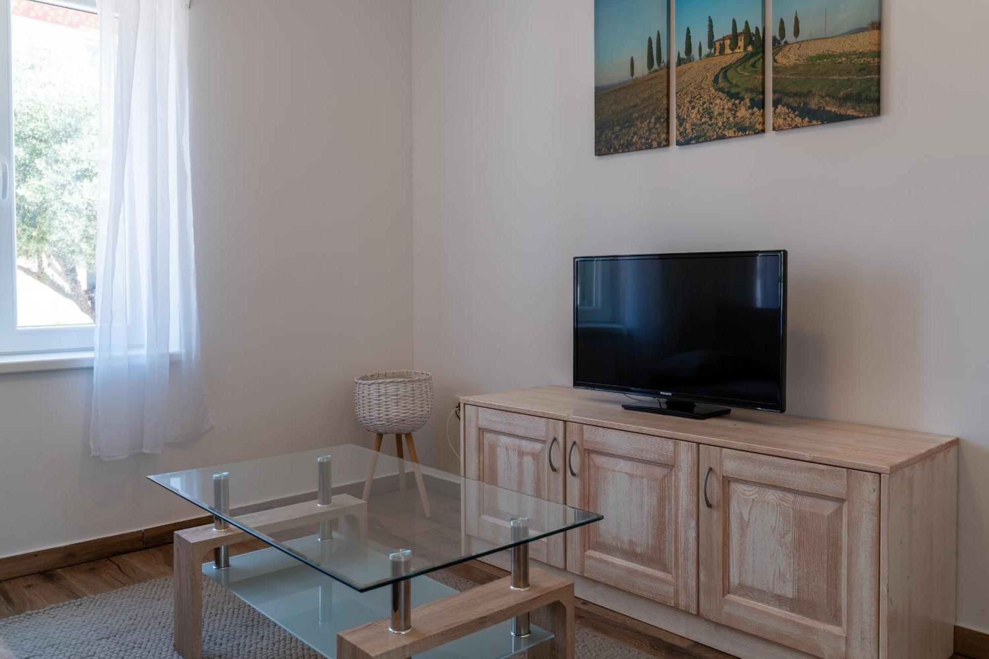 Korte Hotel Stara Sola - Oleander Resort מראה חיצוני תמונה